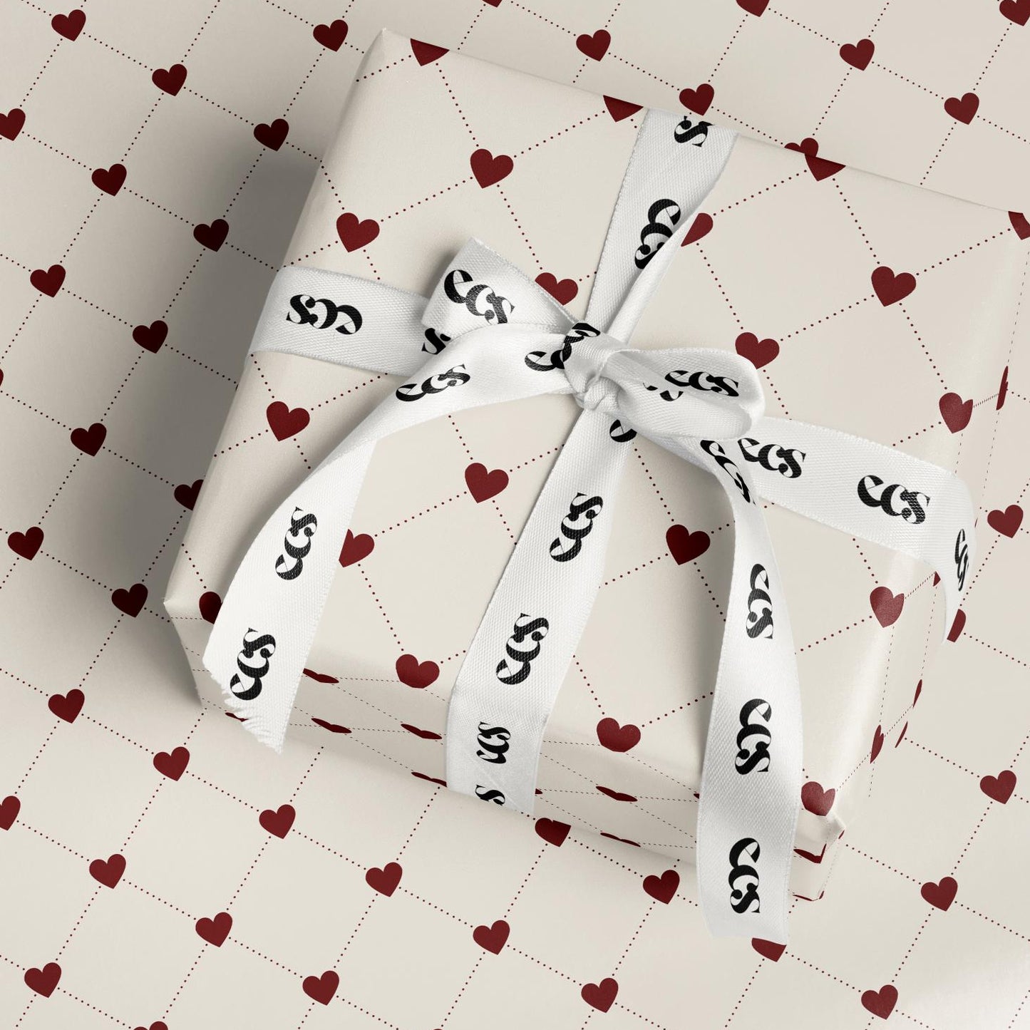 Red heart Valentine wrapping paper — Evara Creative Studio